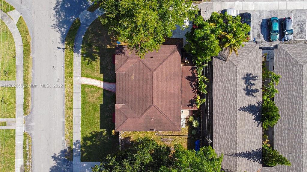 GRIFFING BISC PARK ESTATE - Residential Income