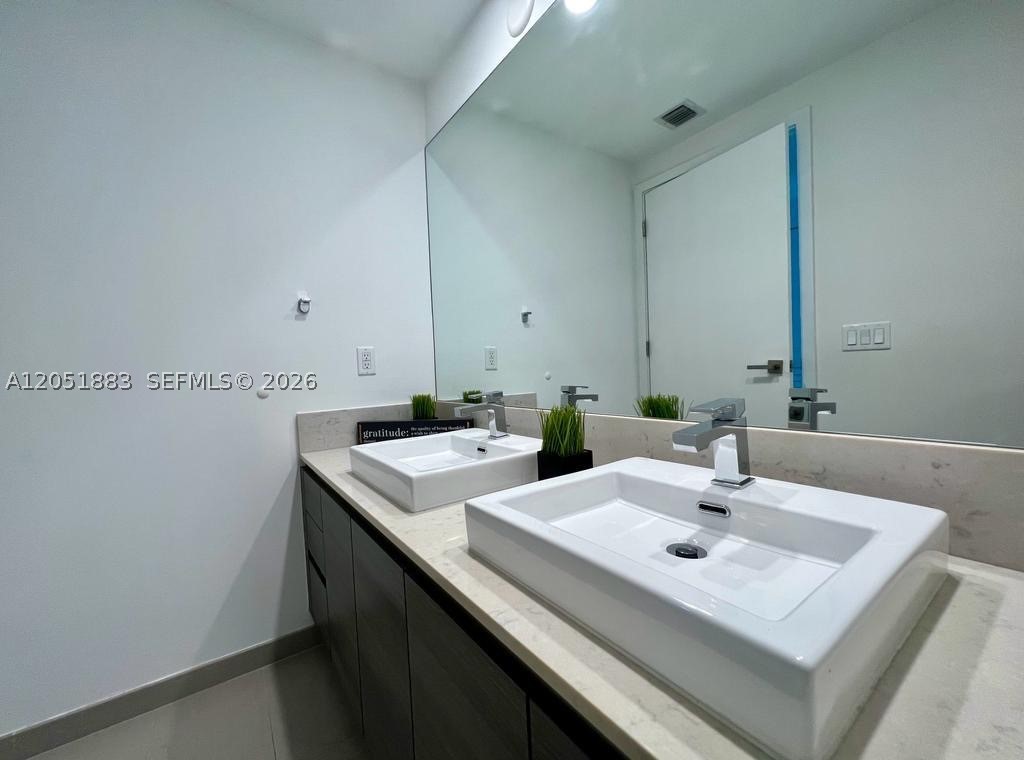 THE BONDO (1080 BRICKELL) - Residential