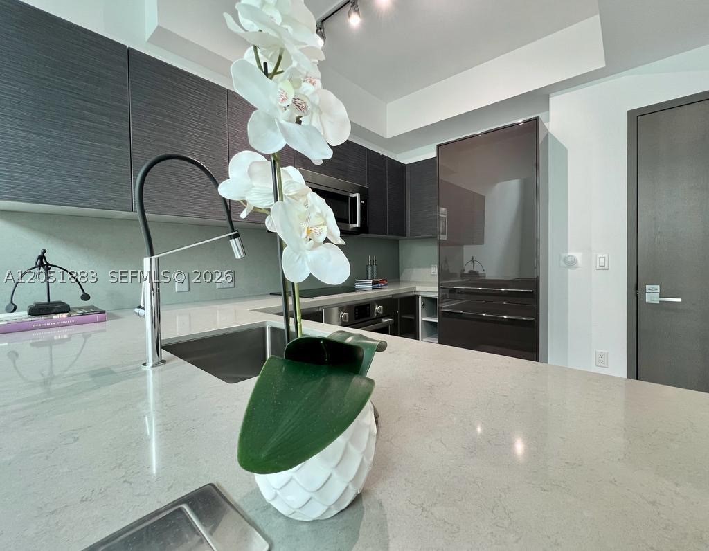 THE BONDO (1080 BRICKELL) - Residential