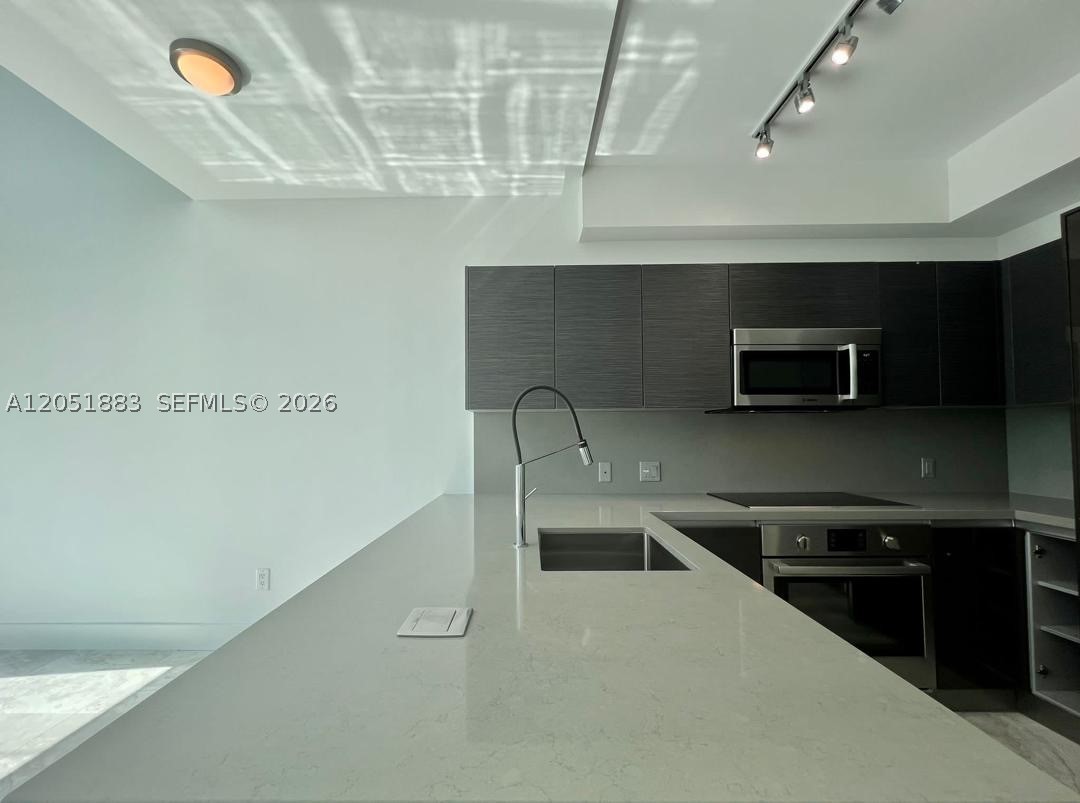 THE BONDO (1080 BRICKELL) - Residential