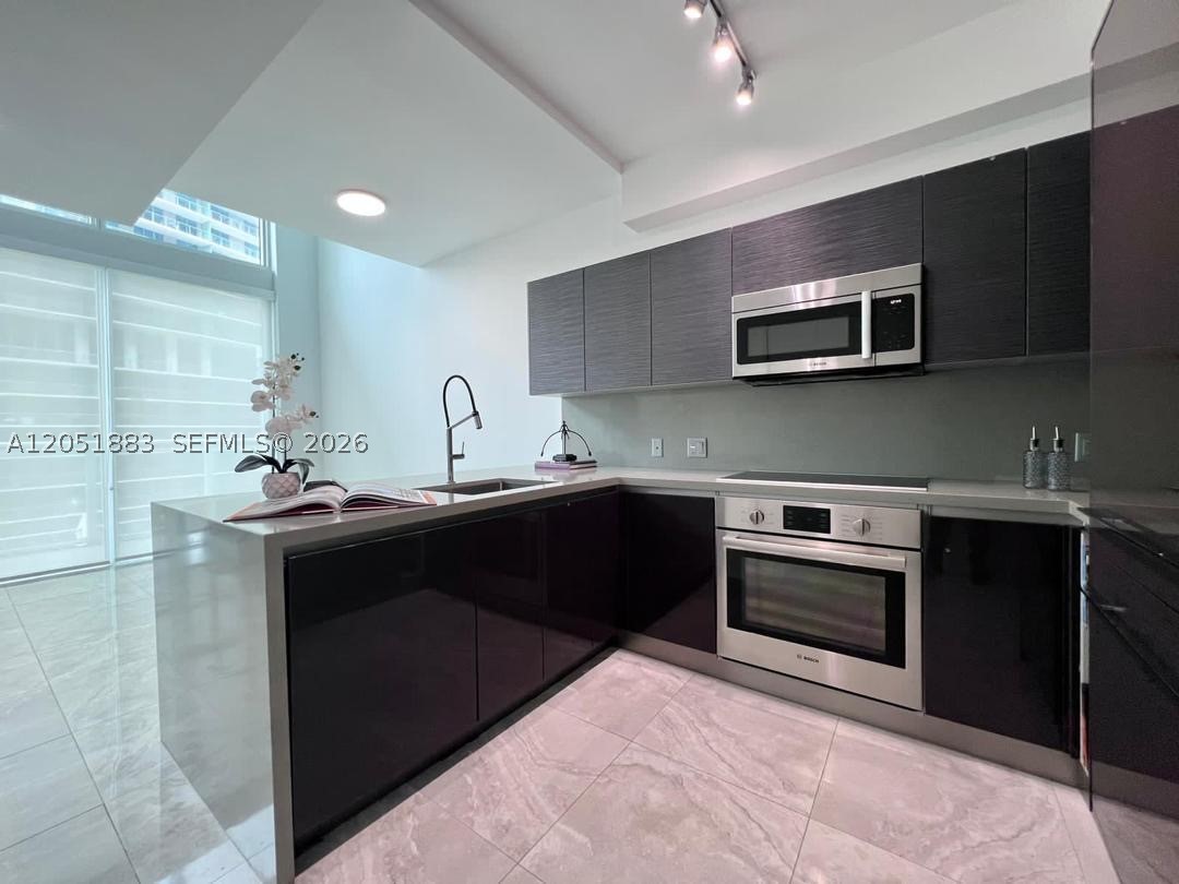 THE BONDO (1080 BRICKELL) - Residential