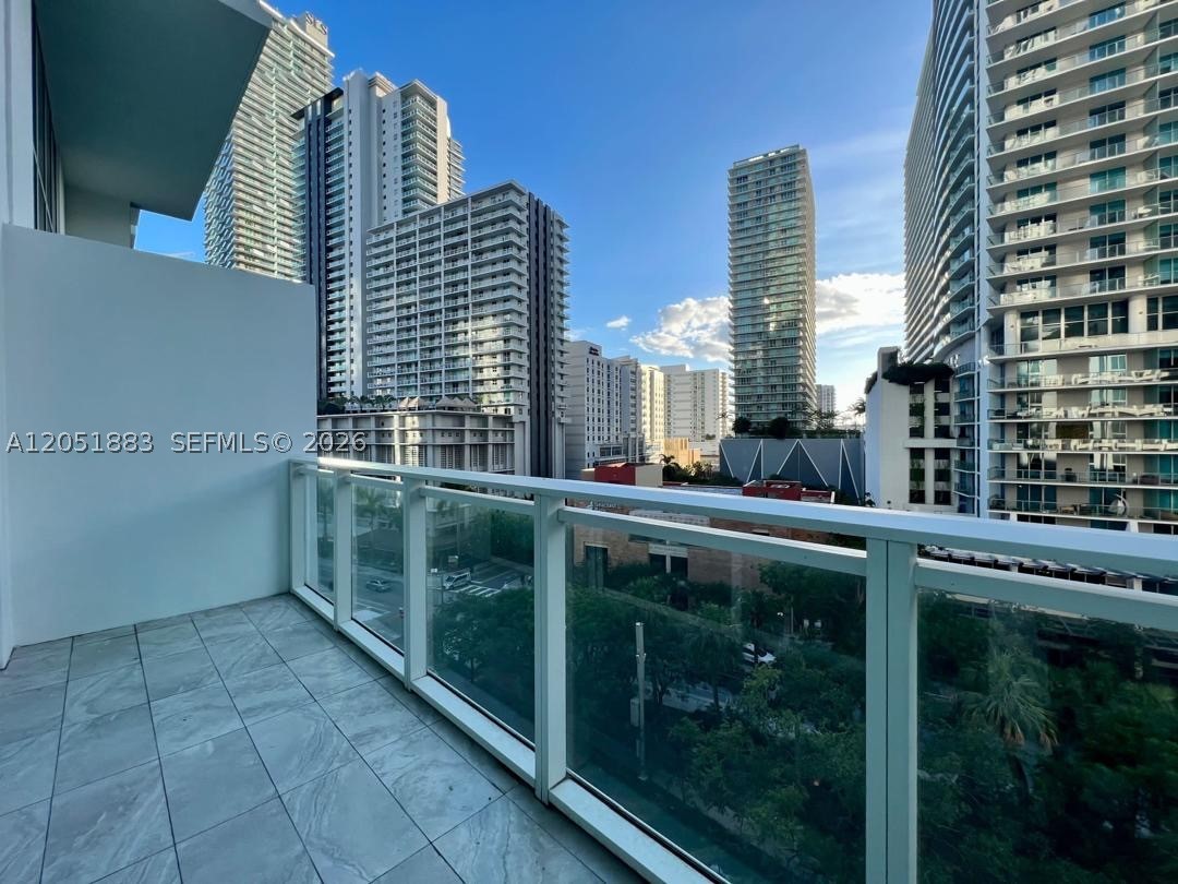 THE BONDO (1080 BRICKELL) - Residential
