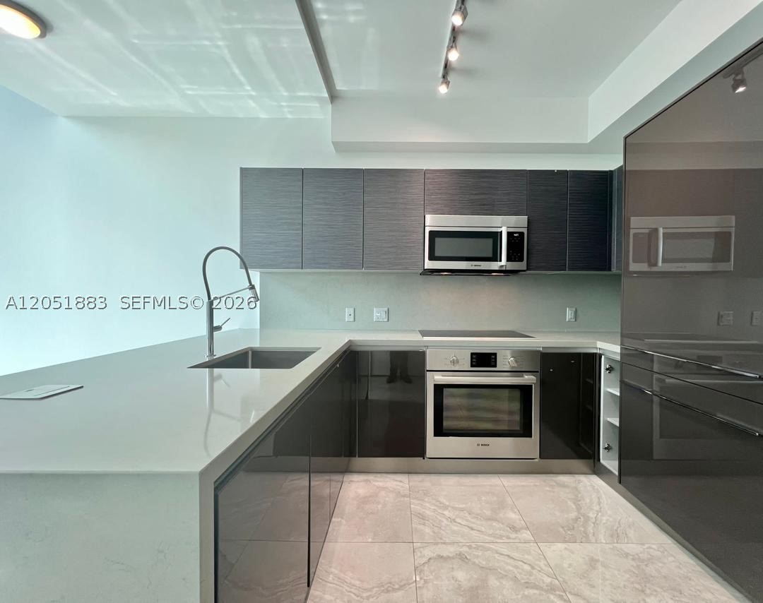 THE BONDO (1080 BRICKELL) - Residential