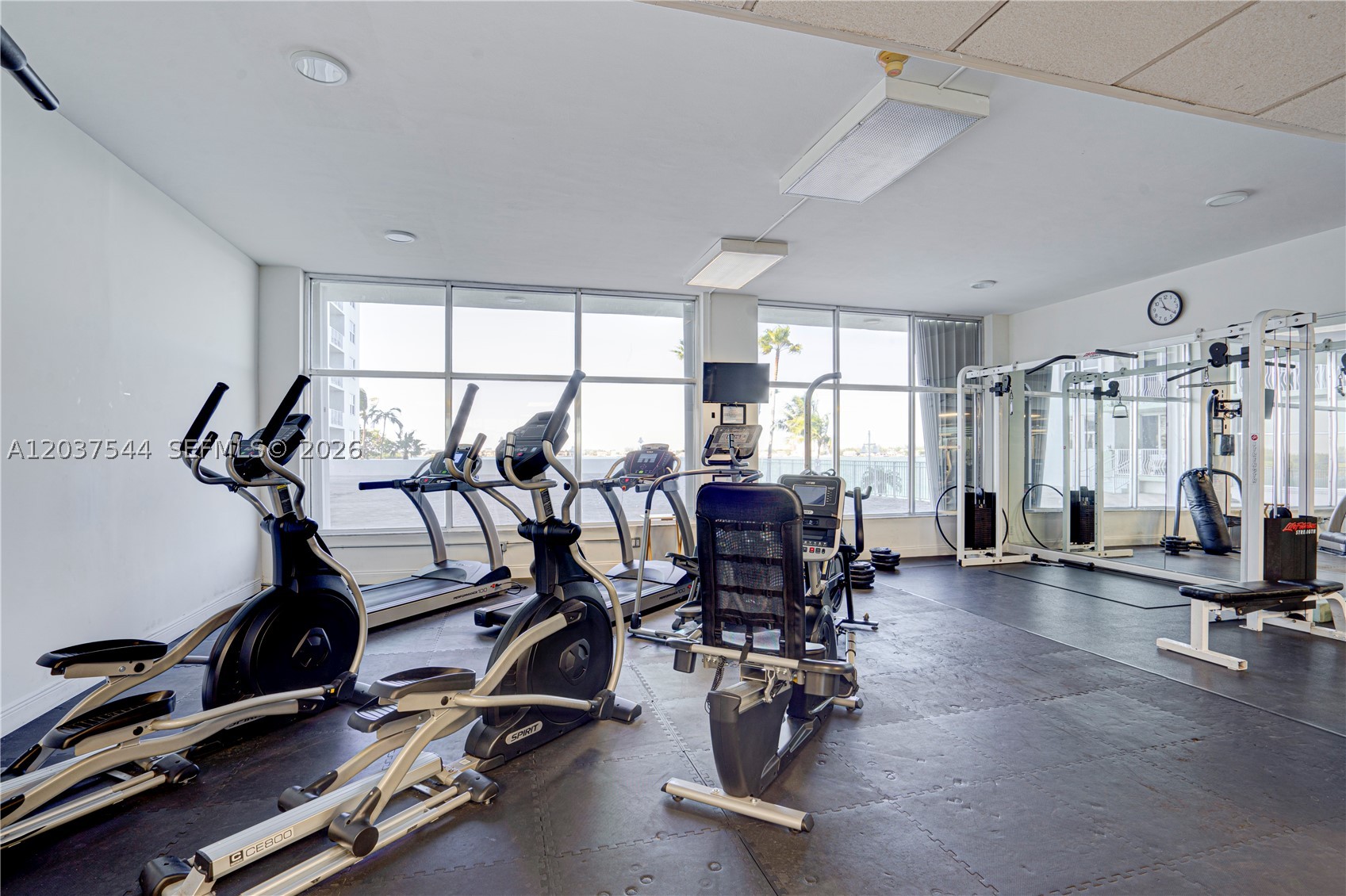 ISLAND POINTE CONDO - Residential