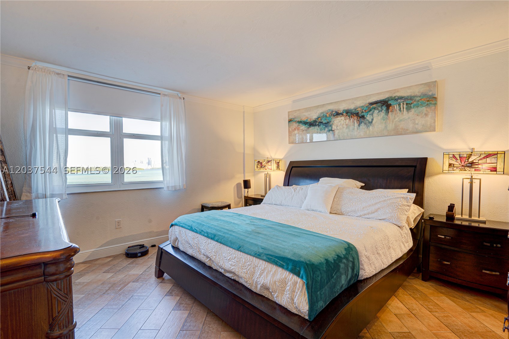 ISLAND POINTE CONDO - Residential