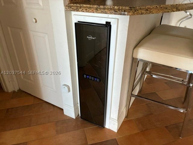 ISLAND POINTE CONDO - Residential