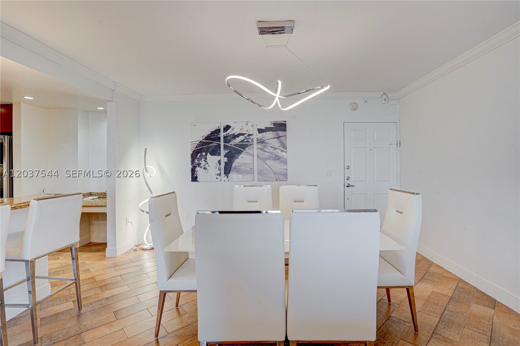 ISLAND POINTE CONDO - Residential