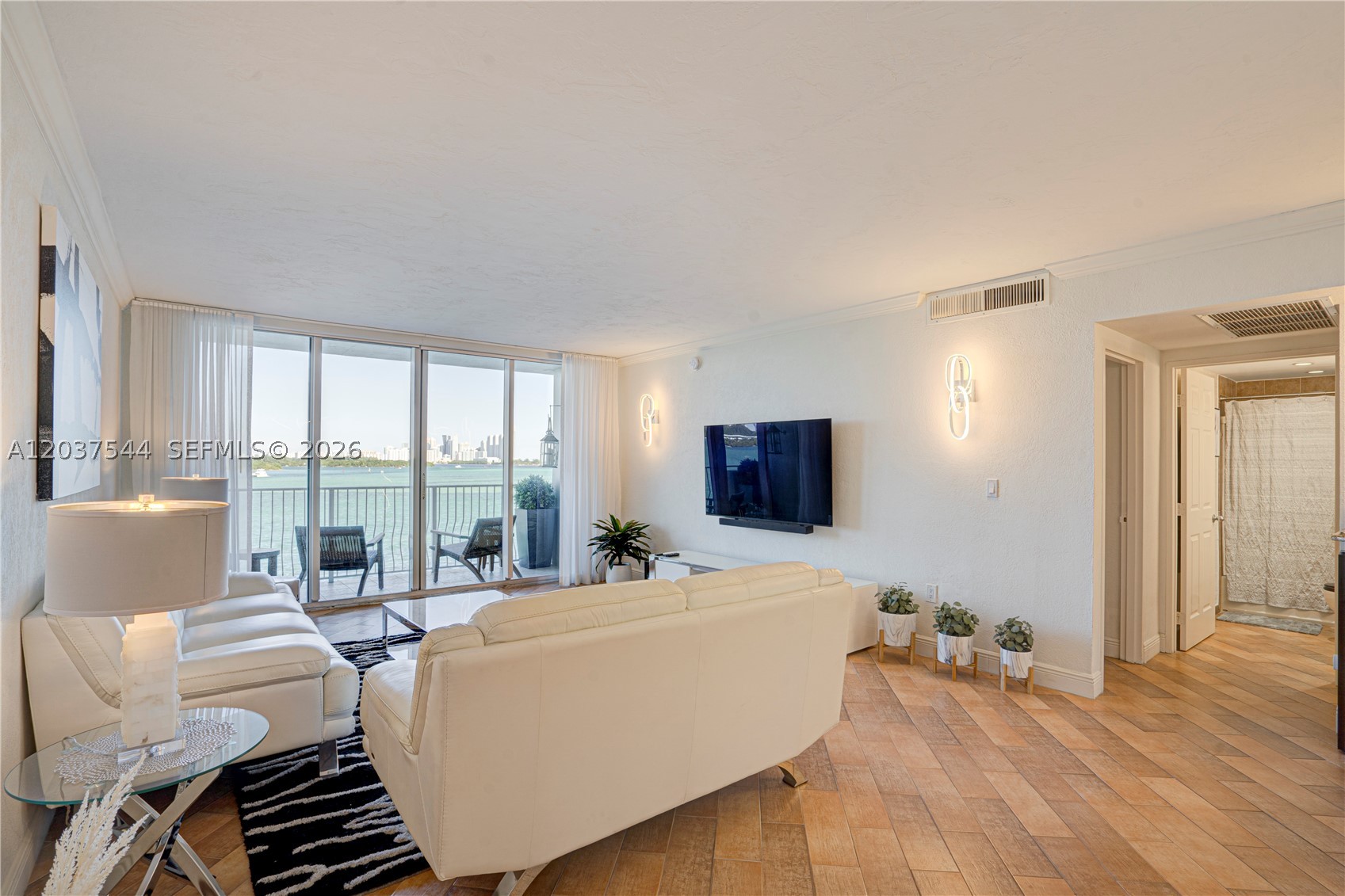 ISLAND POINTE CONDO - Residential