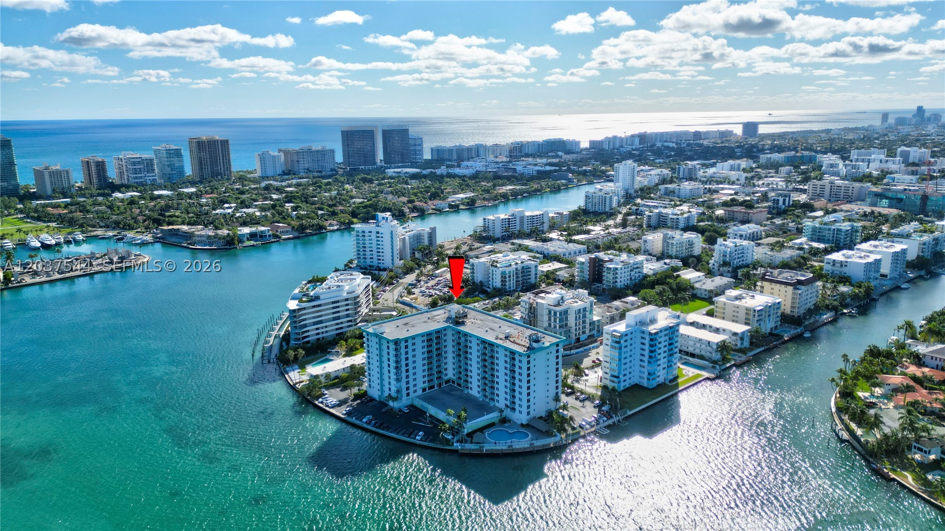 ISLAND POINTE CONDO - Residential