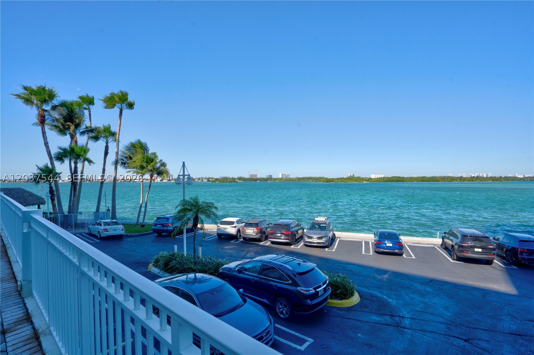 ISLAND POINTE CONDO - Residential