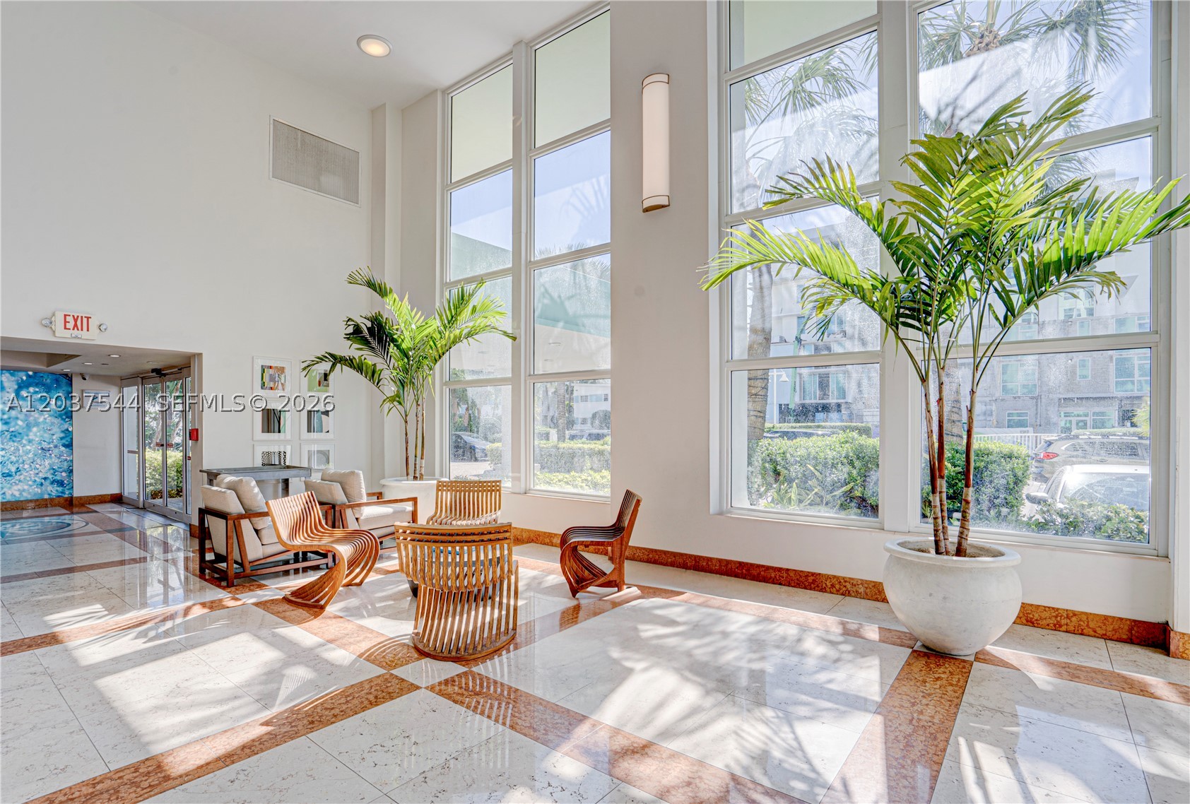 ISLAND POINTE CONDO - Residential