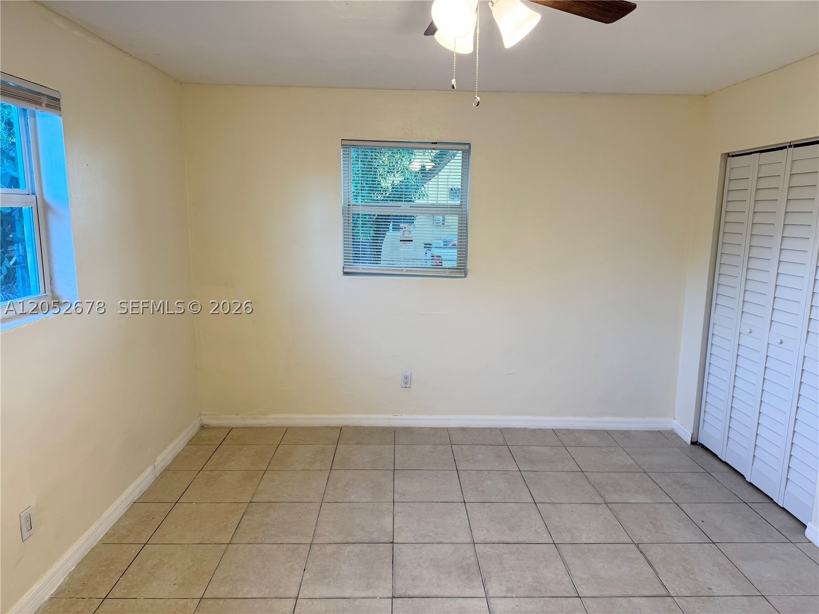 LINCOLN PARK THIRD ADD - Residential Lease