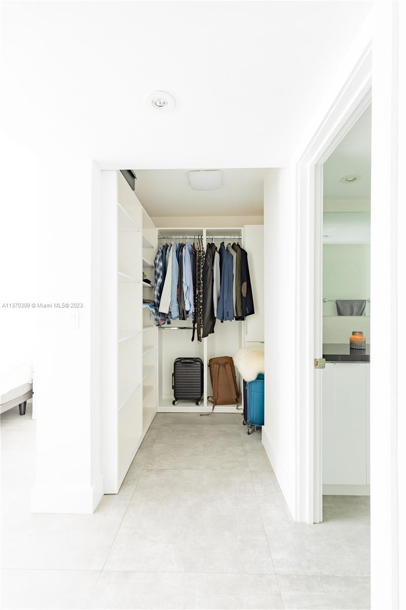 ARCADIA CONDO - Residential Lease