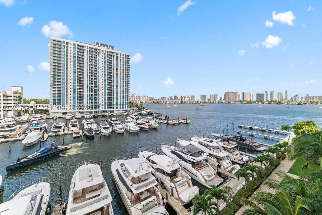 MARINA PALMS RESIDENCES S - Residential
