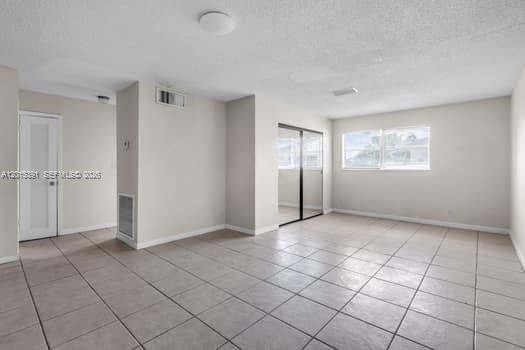 ELMVALE CONDO - Residential