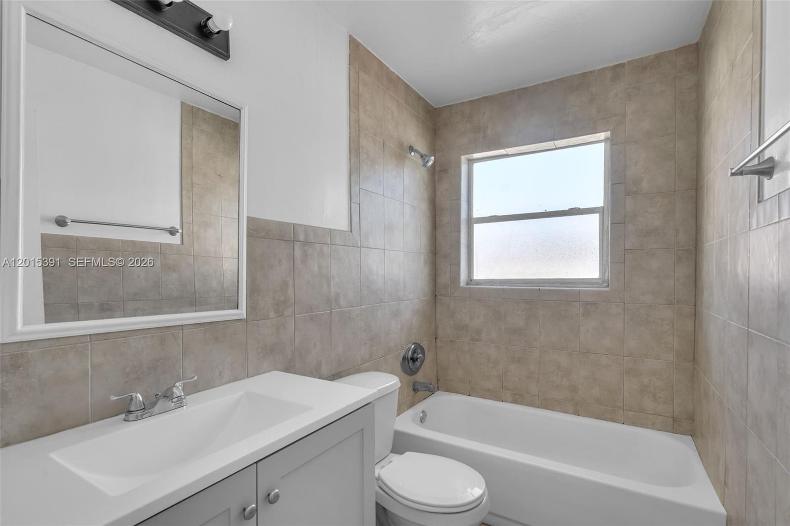 ELMVALE CONDO - Residential