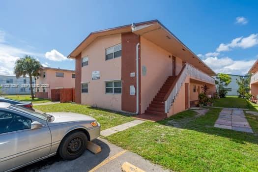 ELMVALE CONDO - Residential