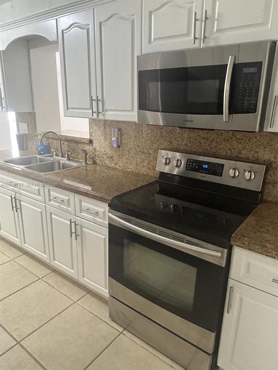 4TH ADDN TO PALM SPRINGS - Residential Lease