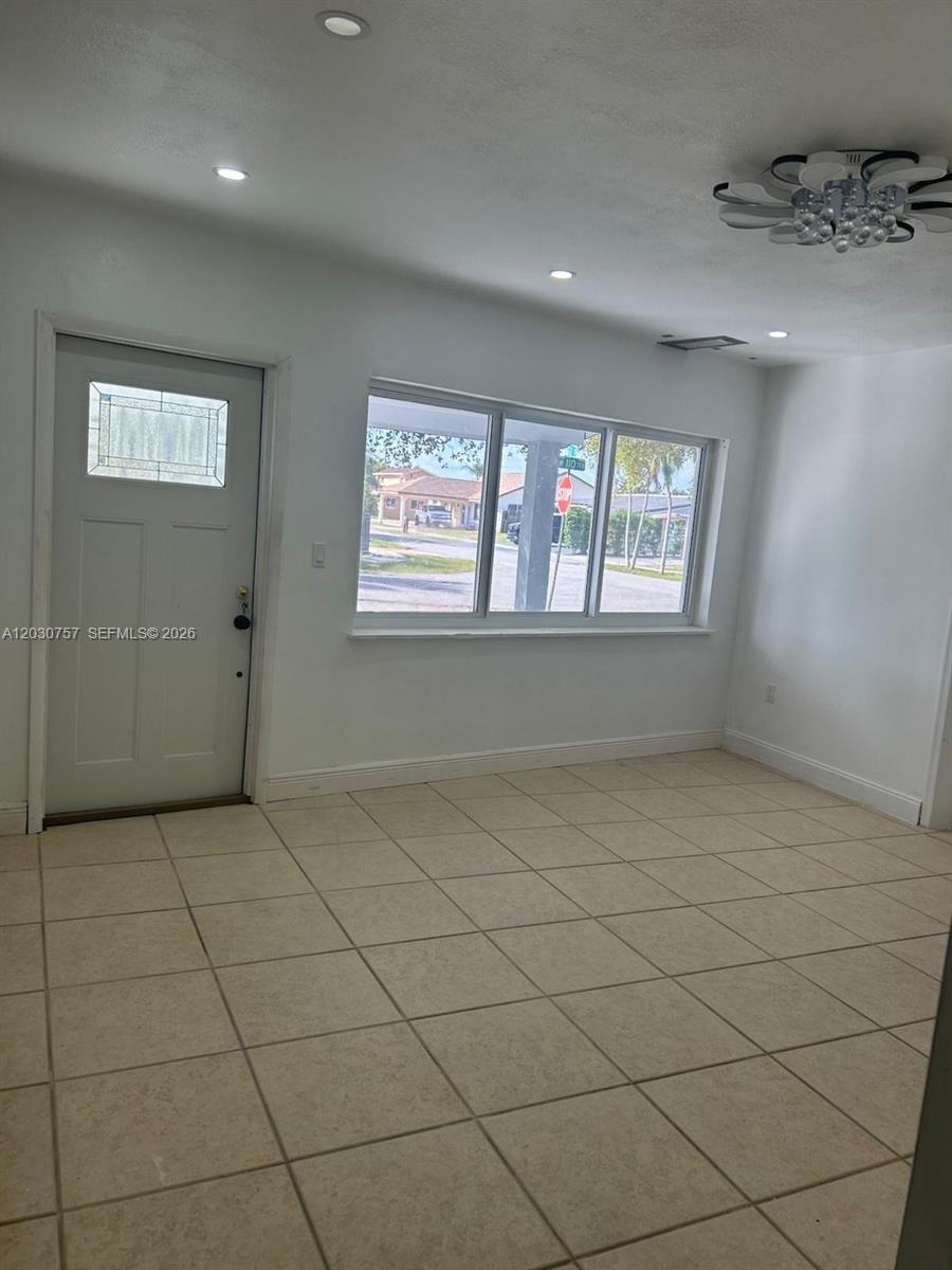 4TH ADDN TO PALM SPRINGS - Residential Lease