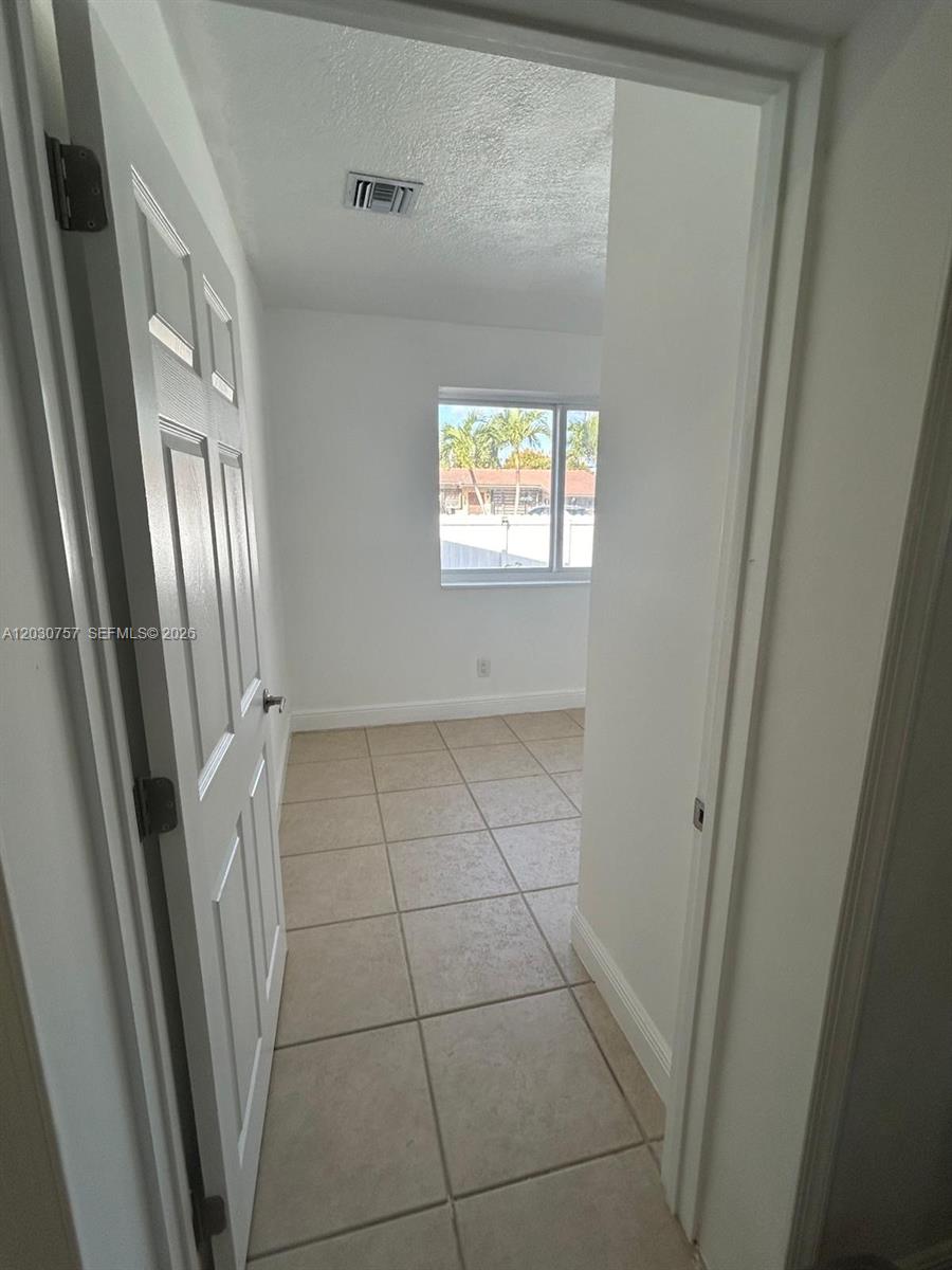 4TH ADDN TO PALM SPRINGS - Residential Lease