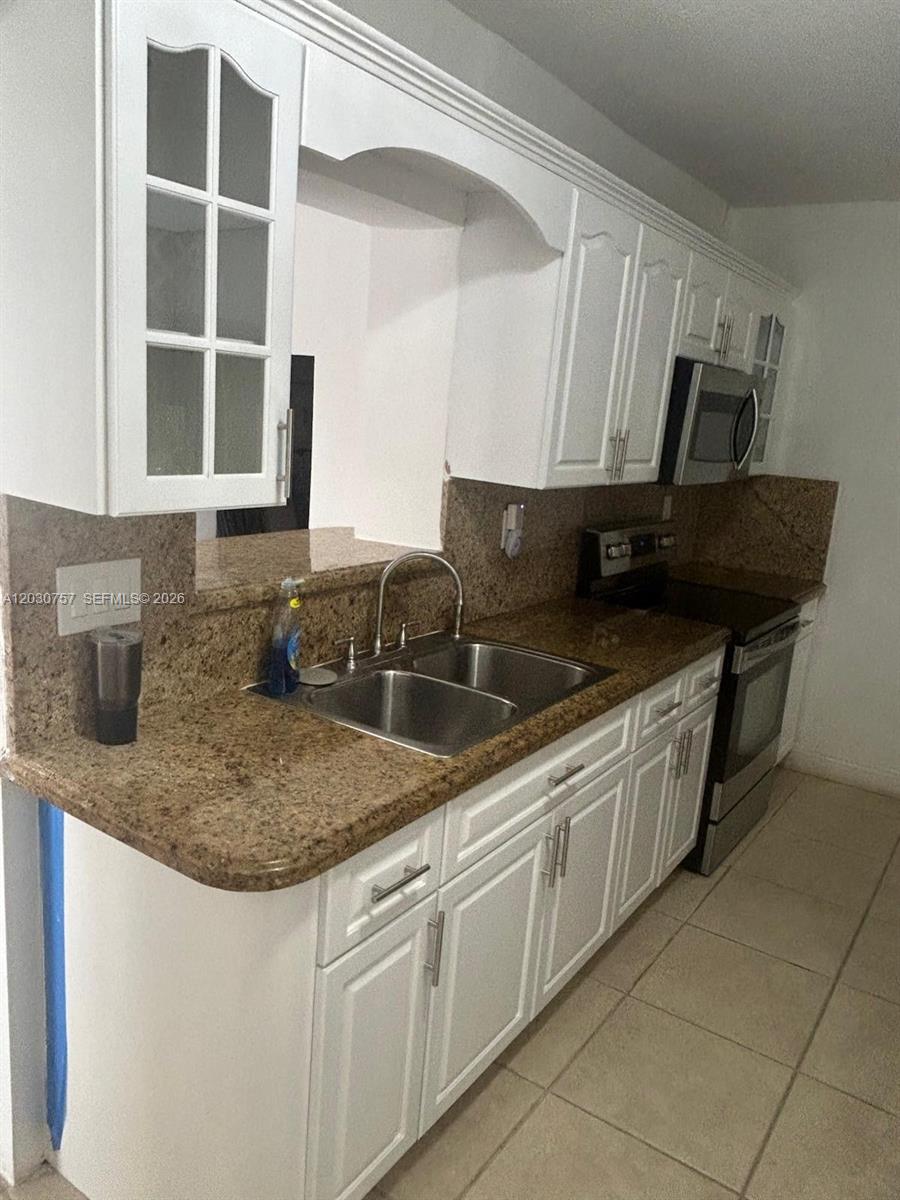 4TH ADDN TO PALM SPRINGS - Residential Lease