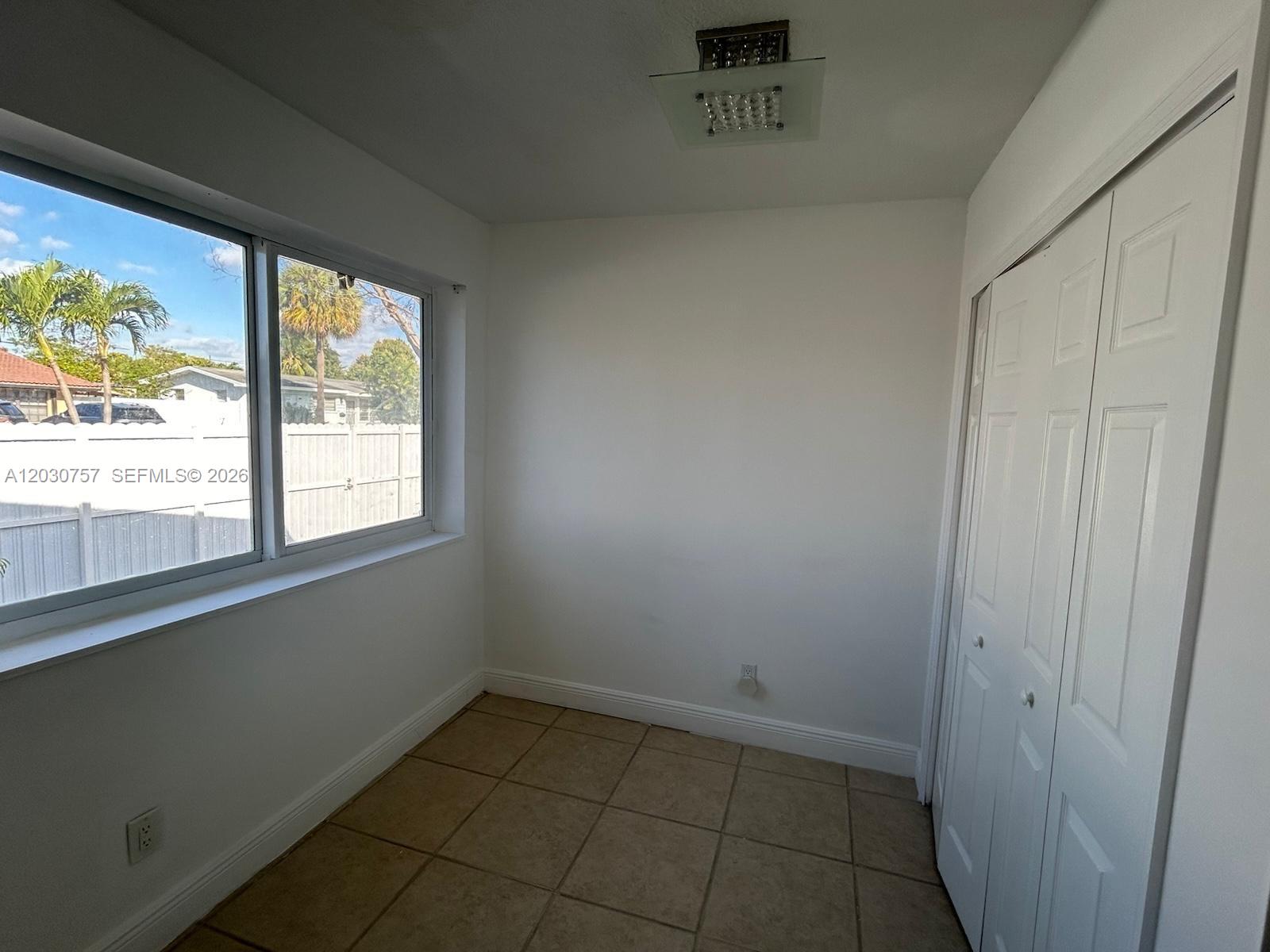 4TH ADDN TO PALM SPRINGS - Residential Lease