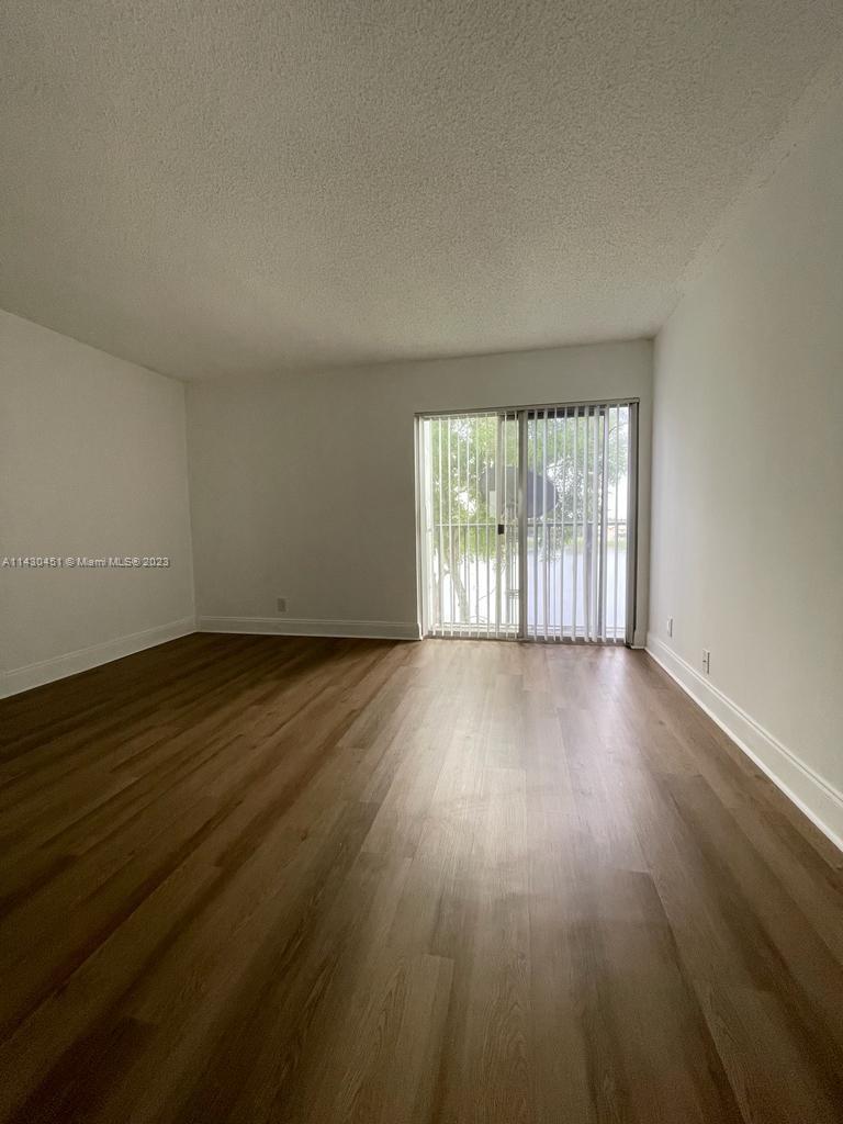 LAKESHORE AT UNIVERSITY P - Residential Lease