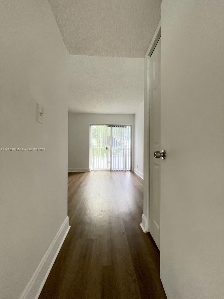 LAKESHORE AT UNIVERSITY P - Residential Lease