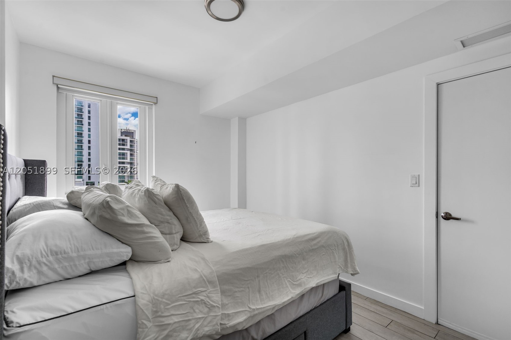 26 EDGEWATER CONDO - Residential Lease
