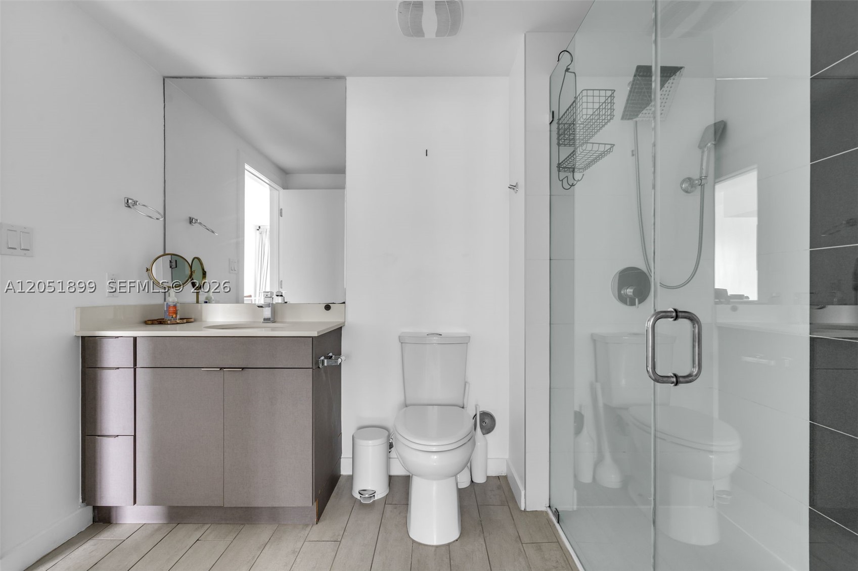 26 EDGEWATER CONDO - Residential Lease
