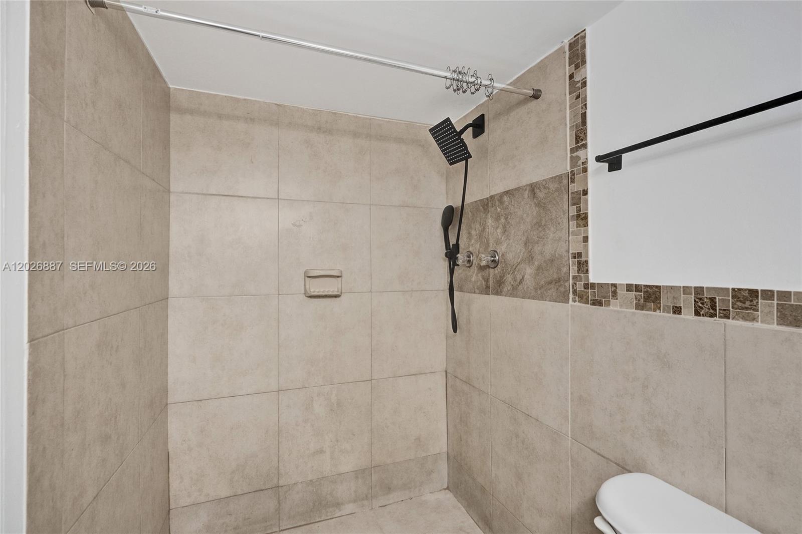 BAYVIEW PALMS CONDO - Residential