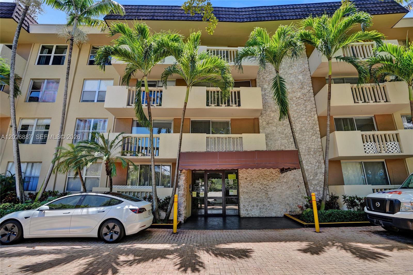 BAYVIEW PALMS CONDO - Residential