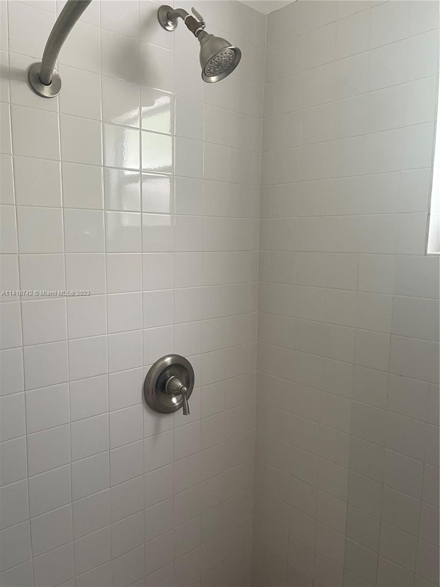 BUENA VISTA HEIGHTS ADDN - Residential Lease