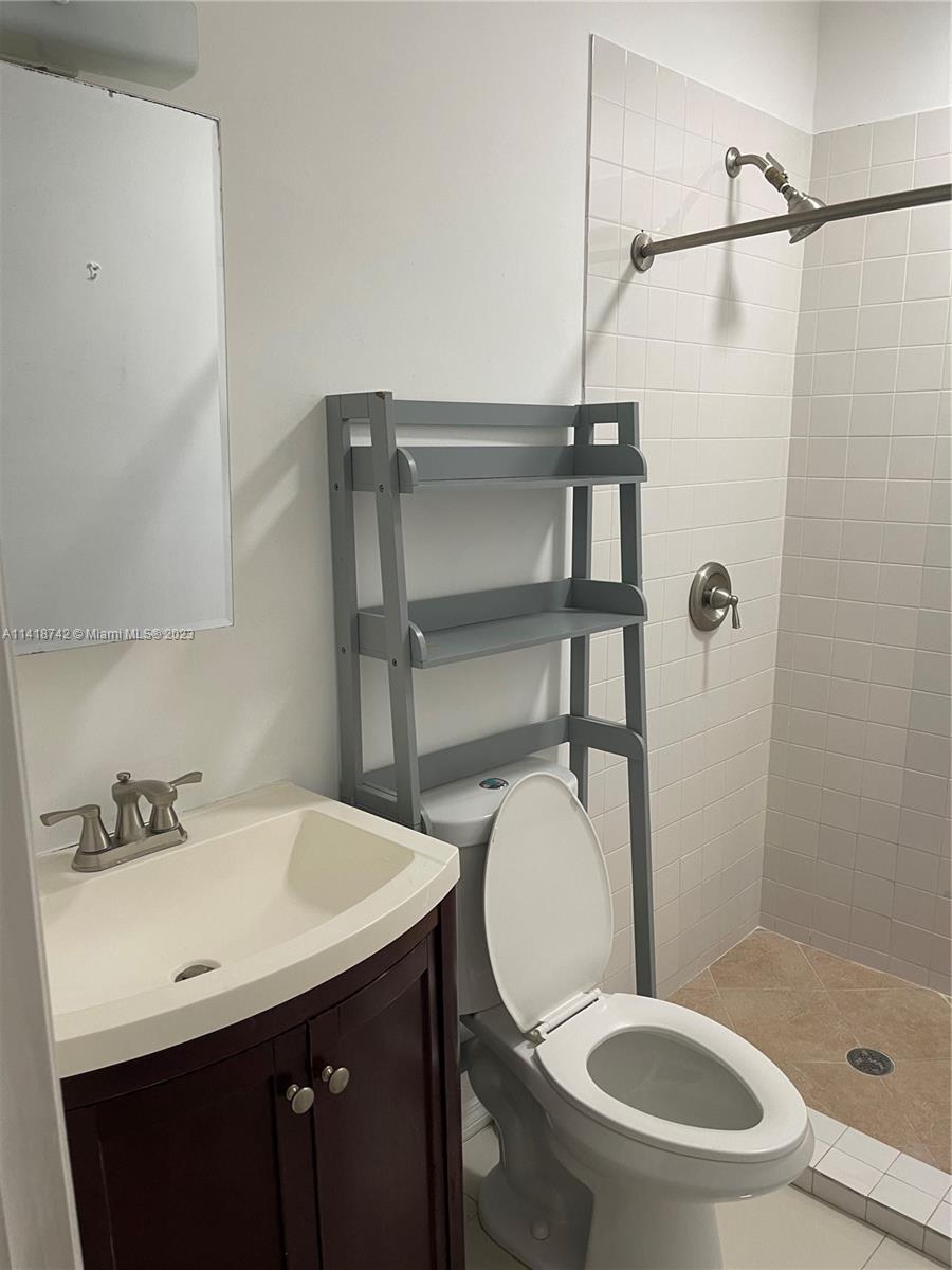 BUENA VISTA HEIGHTS ADDN - Residential Lease