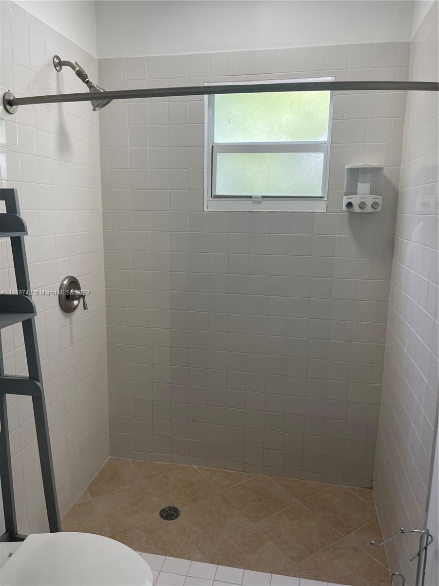 BUENA VISTA HEIGHTS ADDN - Residential Lease