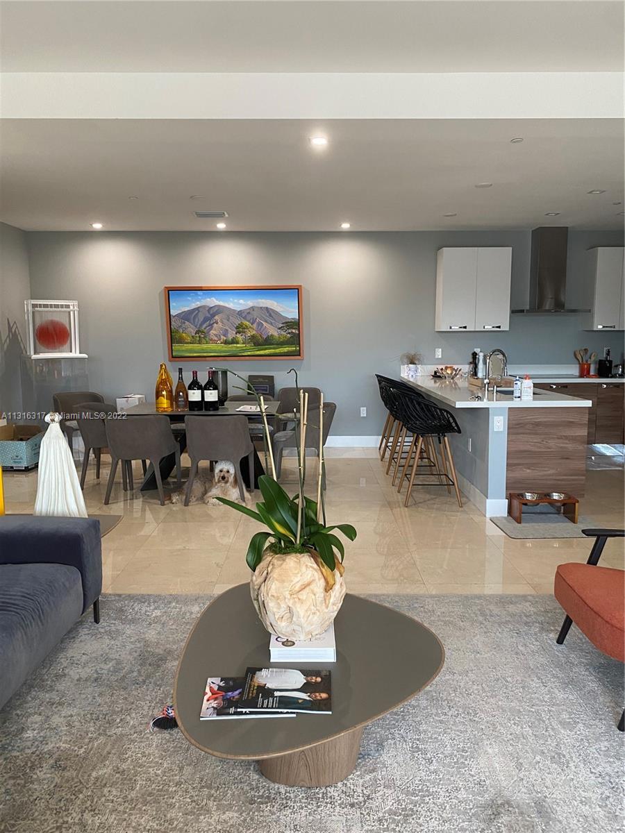 BILTMORE PARC CONDO - Residential Lease