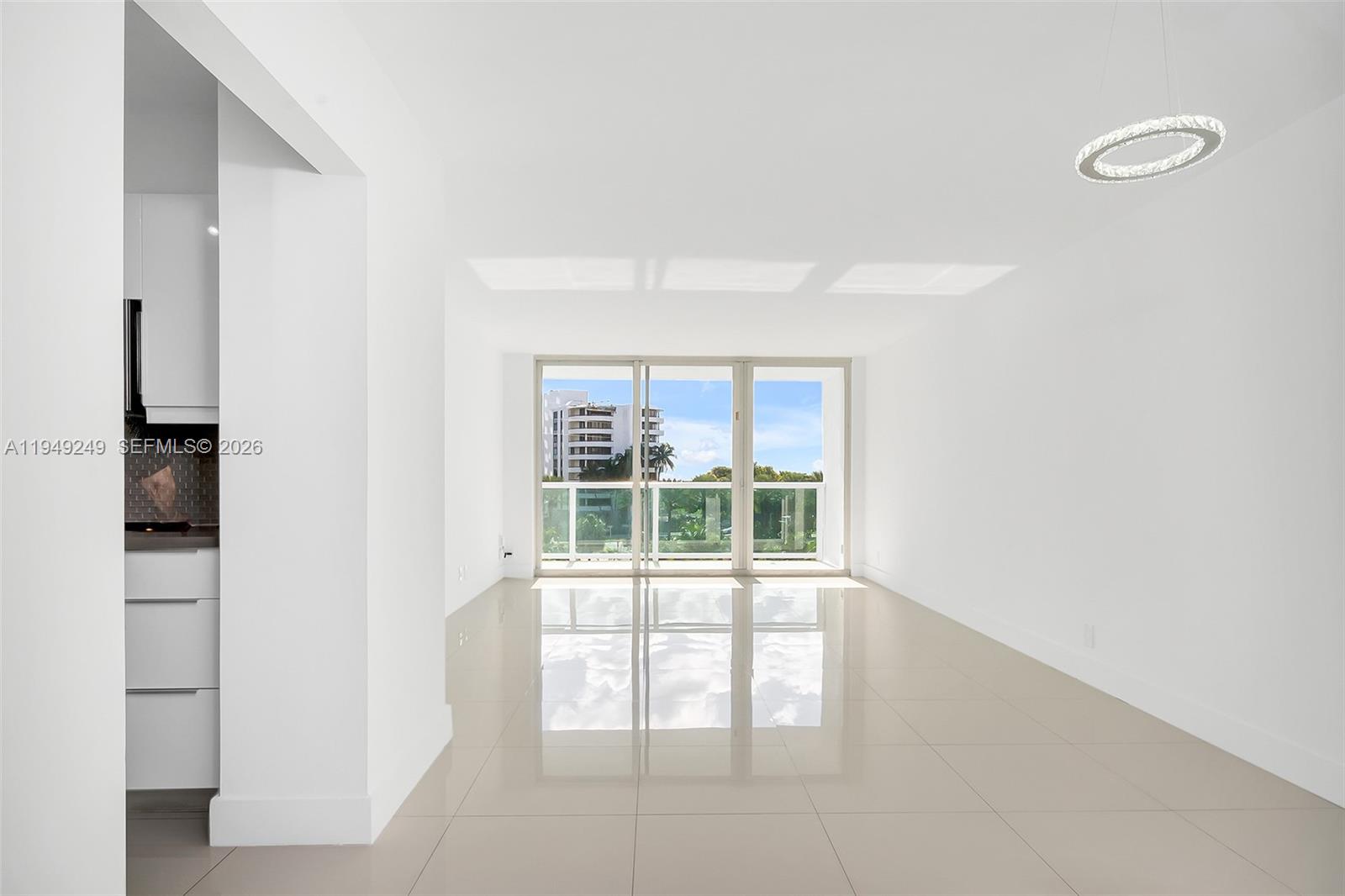ARLEN HOUSE EAST CONDO - Residential