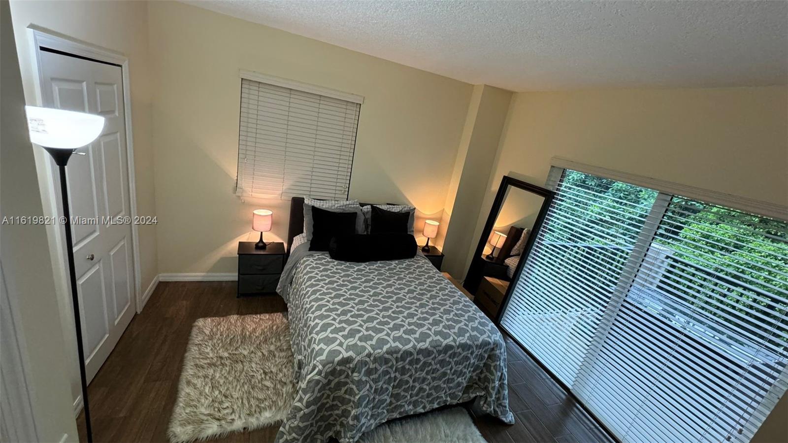 EMERALD PLAZA ON CORAL WA - Residential Lease