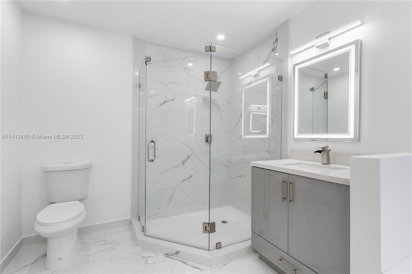 ADVENTURE HOMES - Residential