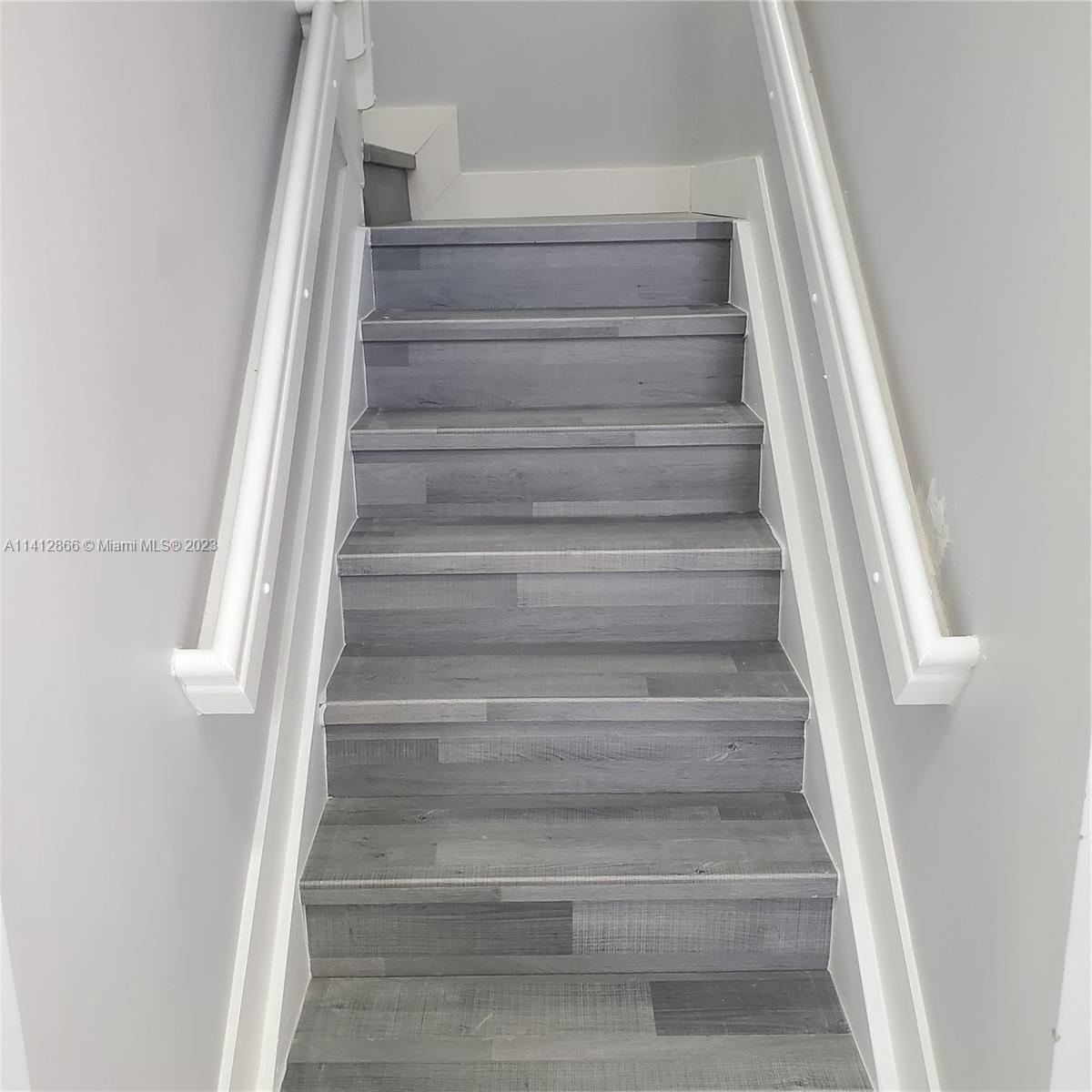 ADVENTURE HOMES - Residential