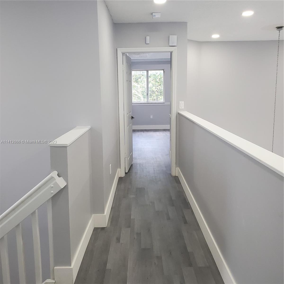 ADVENTURE HOMES - Residential