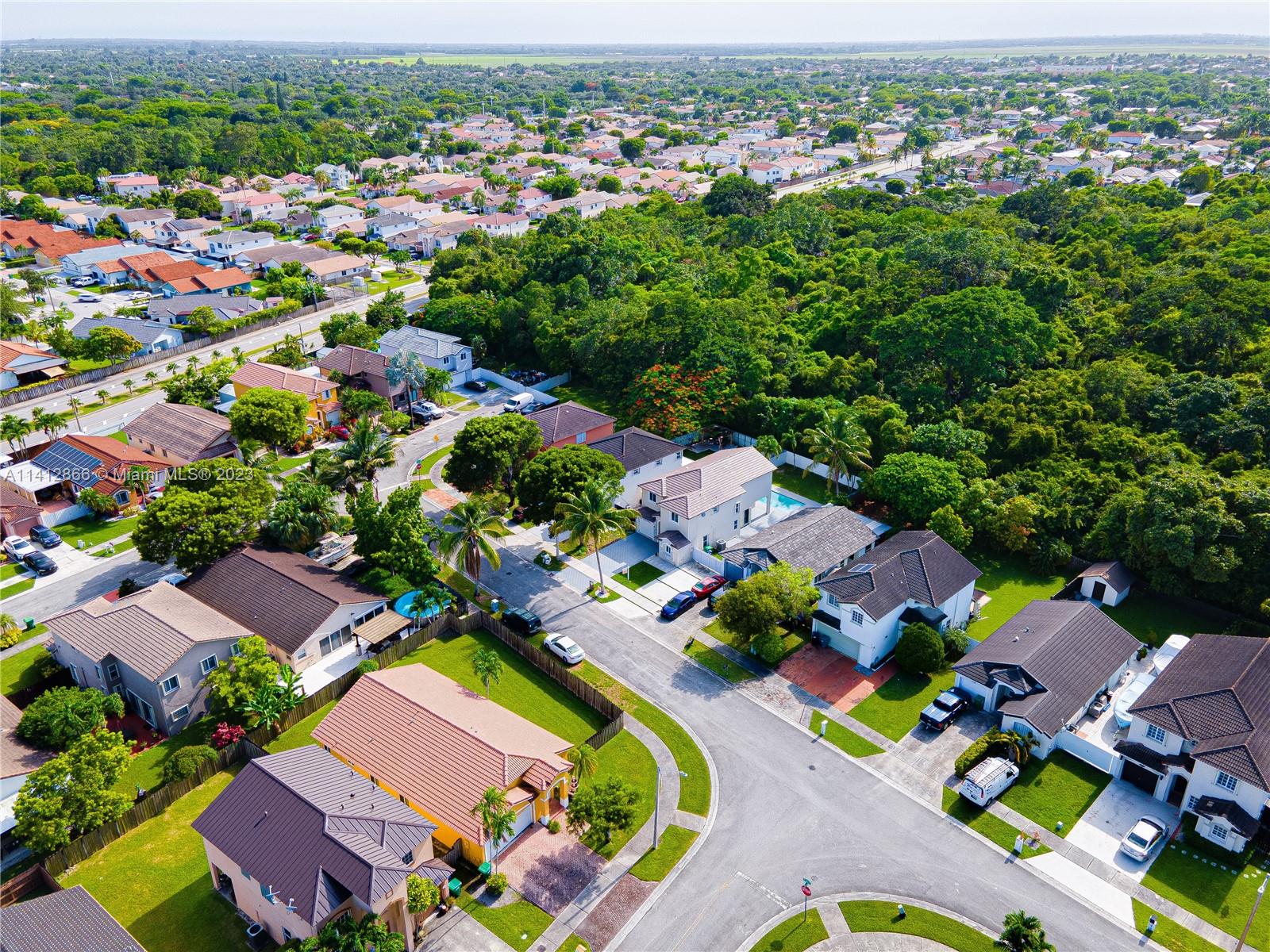 ADVENTURE HOMES - Residential