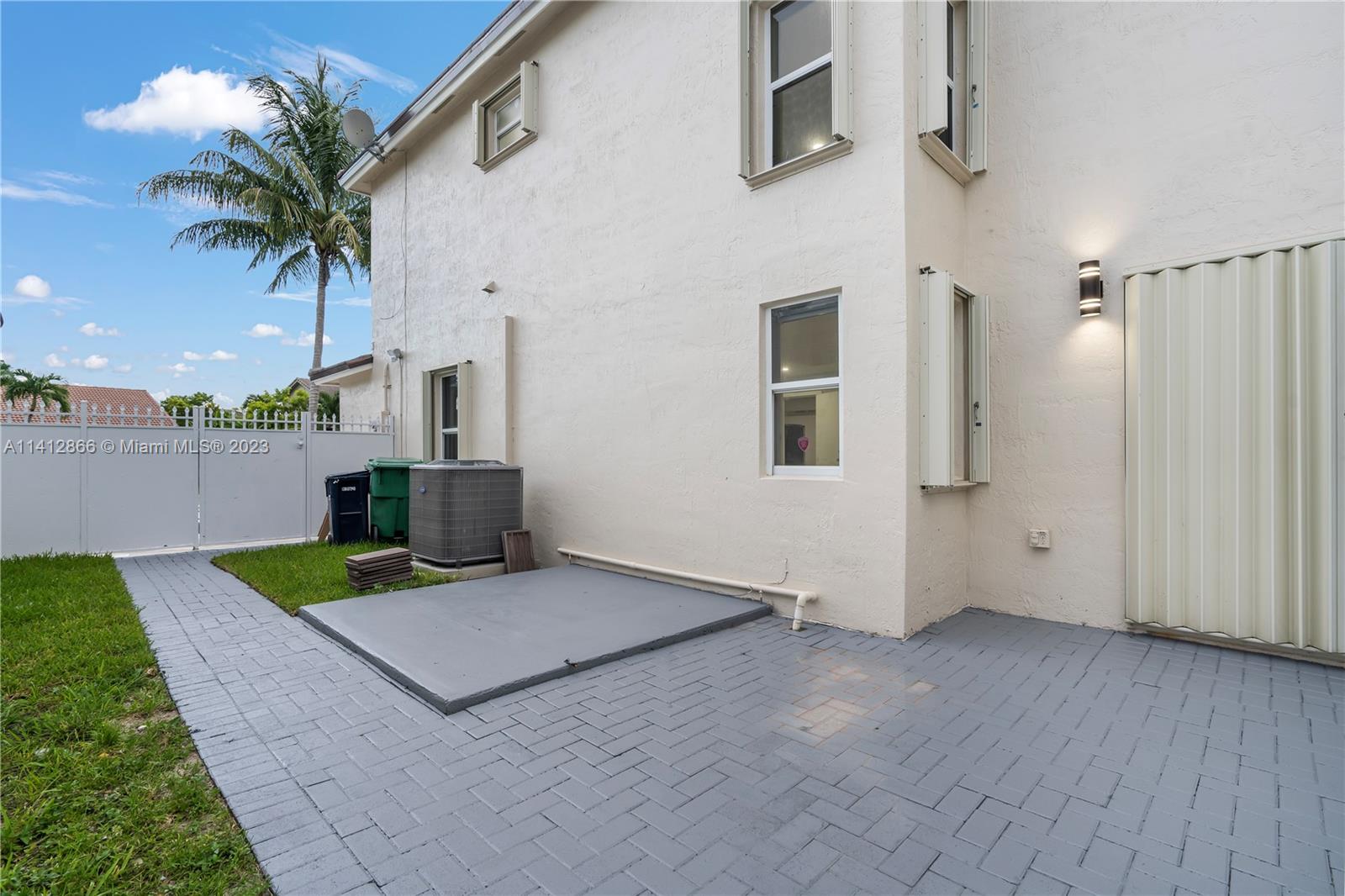 ADVENTURE HOMES - Residential