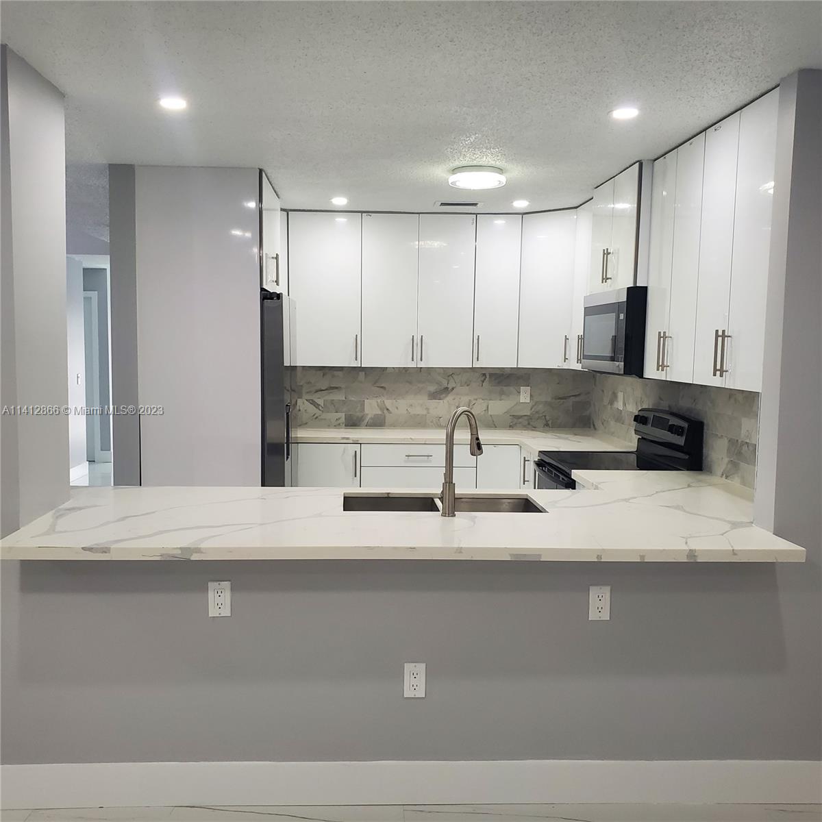 ADVENTURE HOMES - Residential