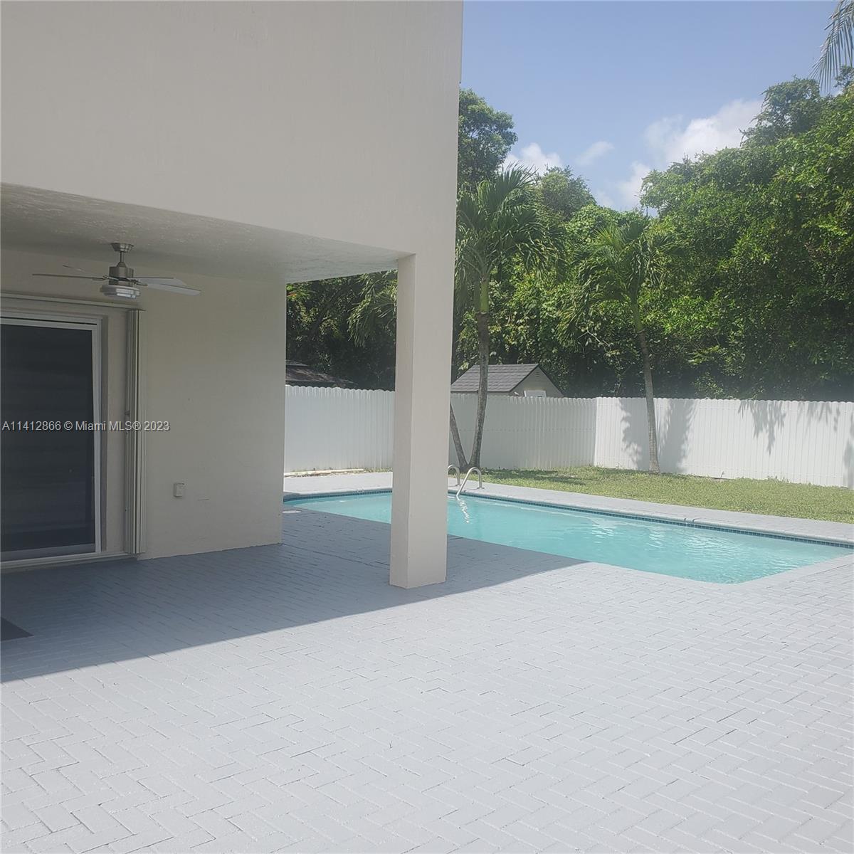 ADVENTURE HOMES - Residential