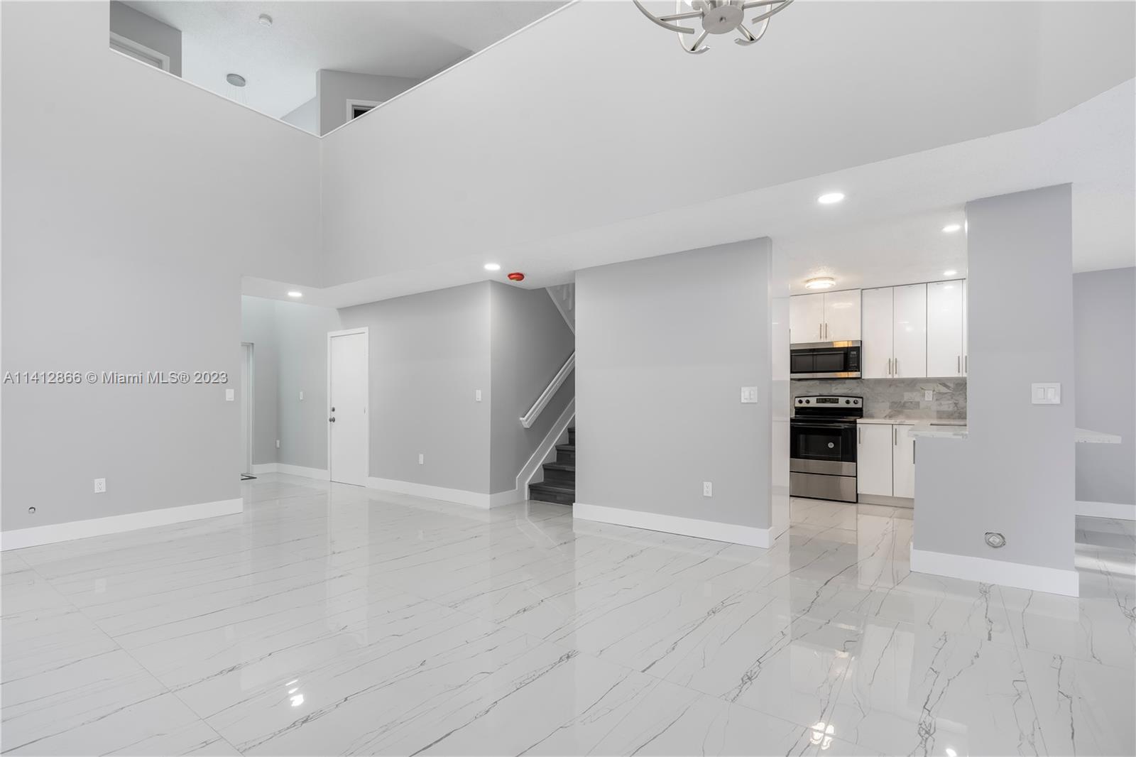 ADVENTURE HOMES - Residential