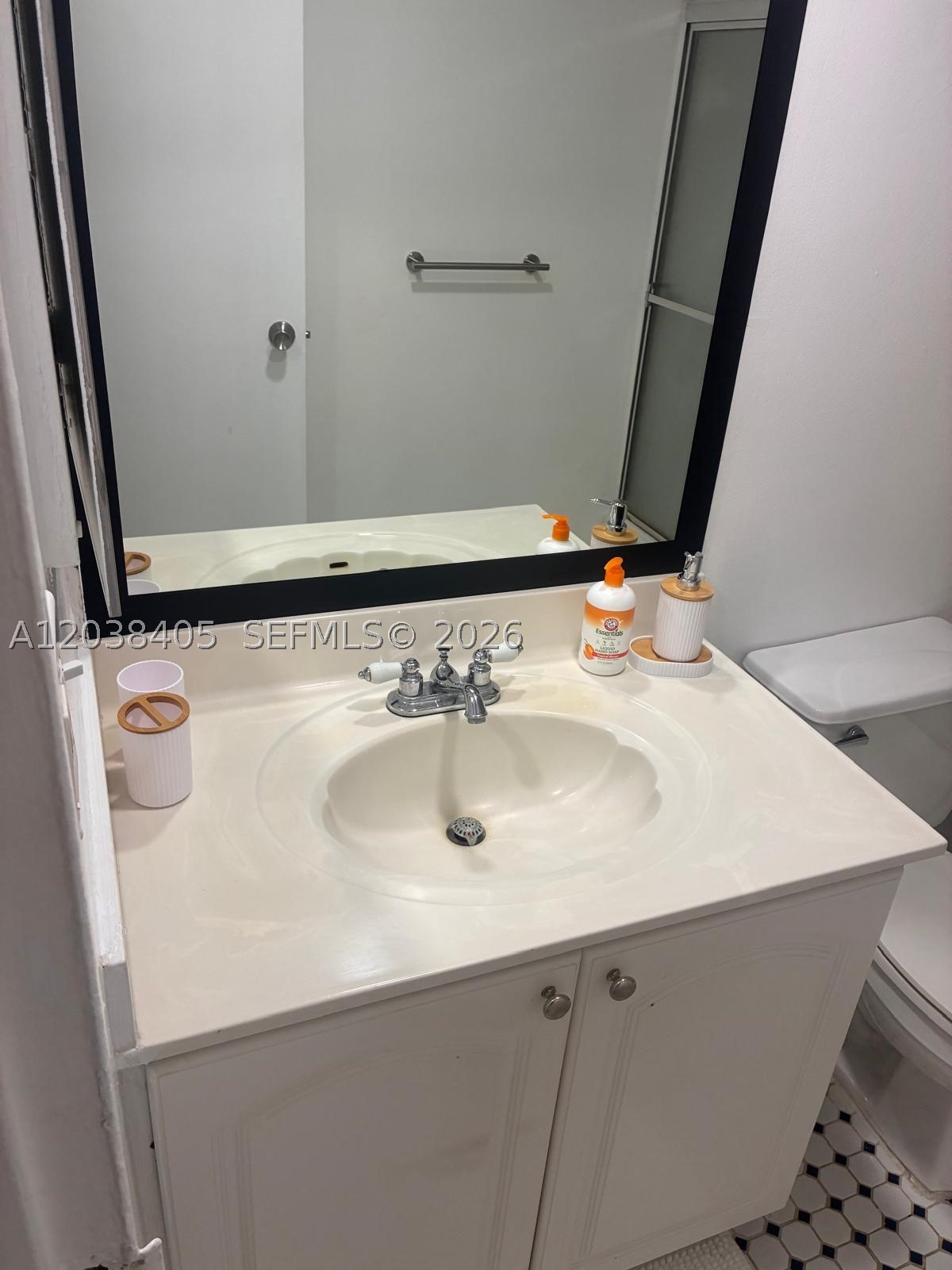 TIDES ON HOLLYWOOD BEACH - Residential Lease