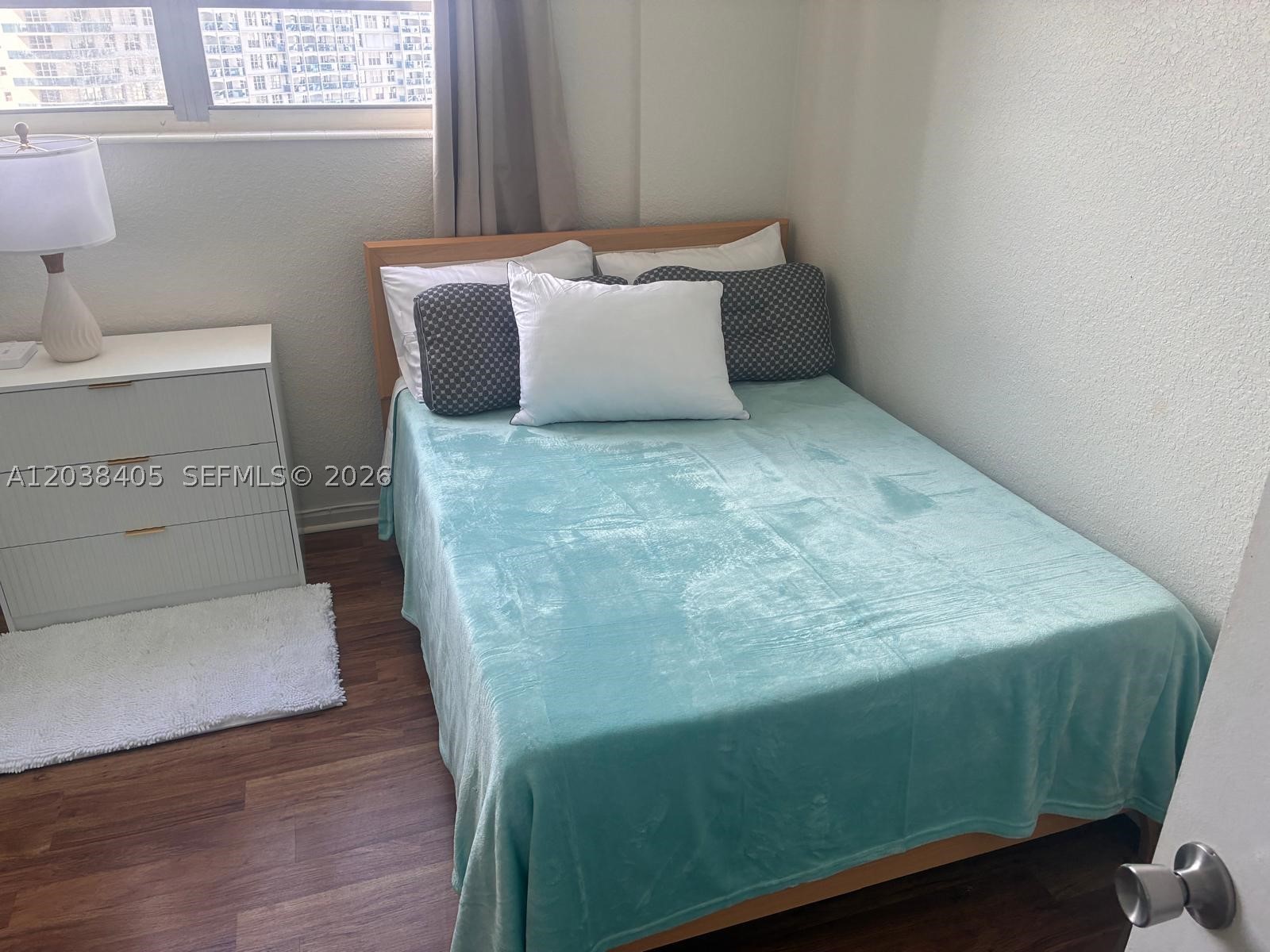 TIDES ON HOLLYWOOD BEACH - Residential Lease