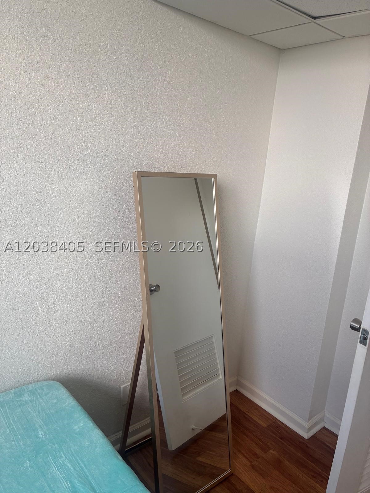 TIDES ON HOLLYWOOD BEACH - Residential Lease