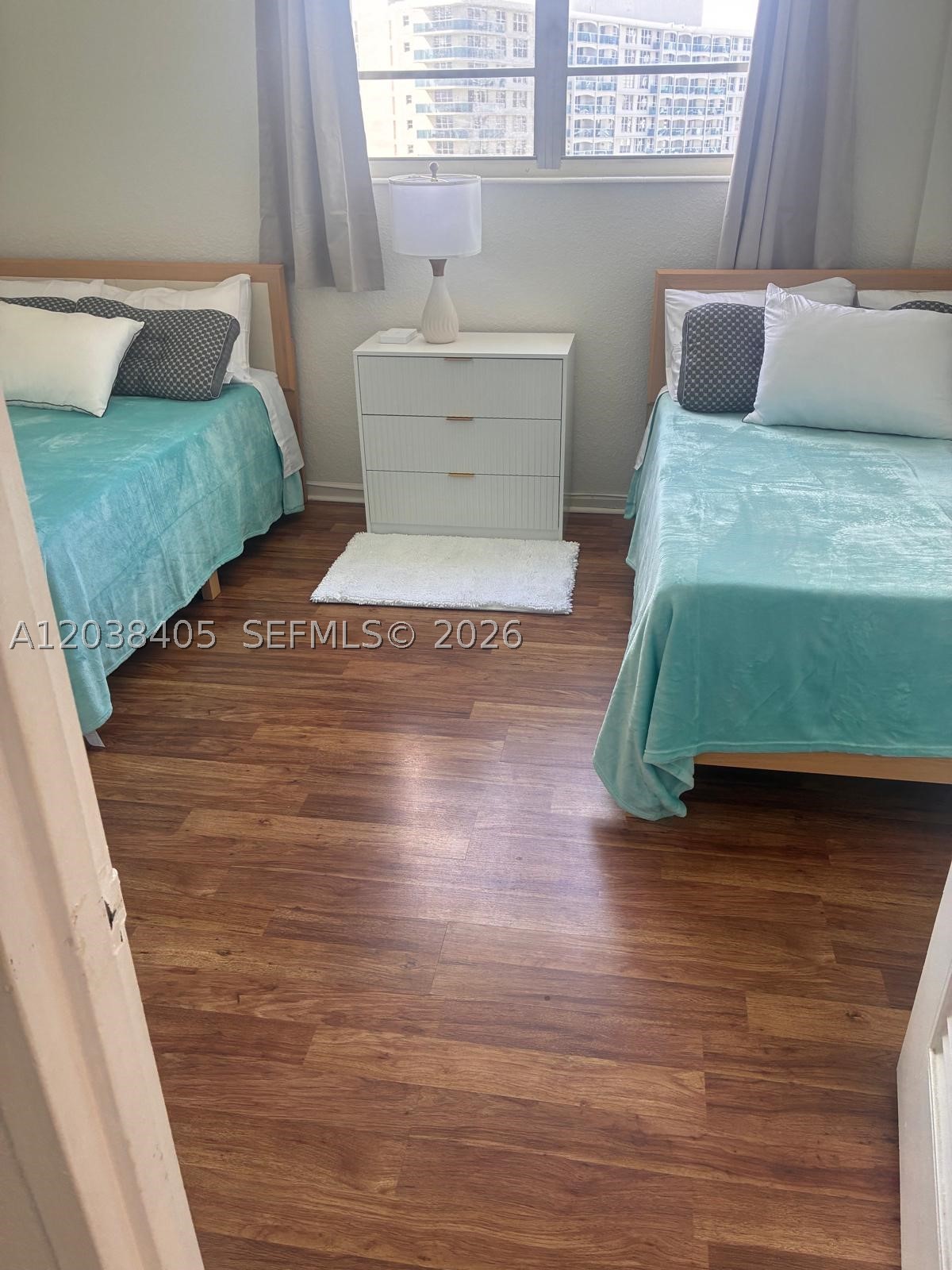 TIDES ON HOLLYWOOD BEACH - Residential Lease